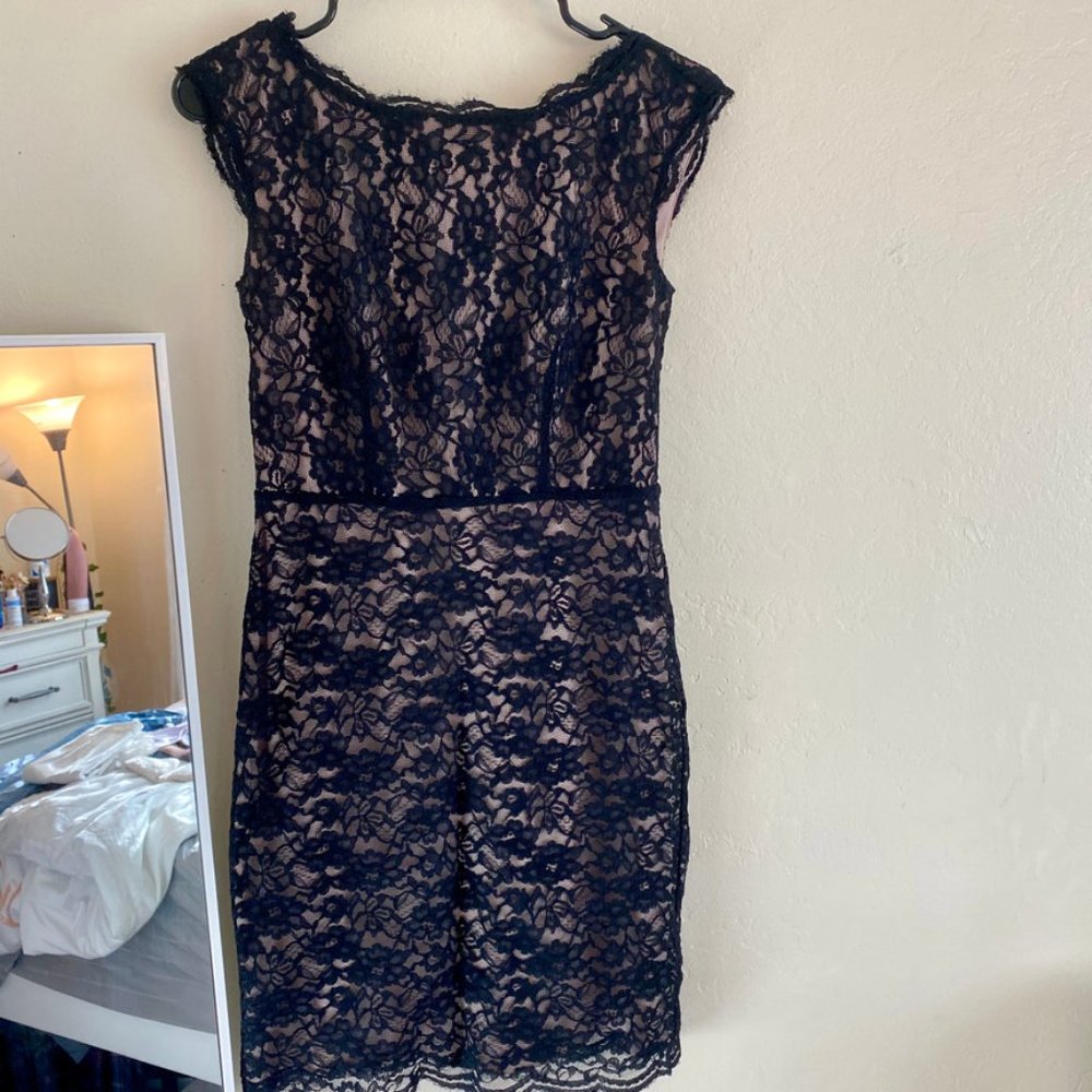 Like New Black Lace Sleeveless Dress